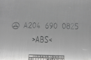 Mercedes Benz C-Class 204 (2007–2014) Rear panel interior trim A2046900825 - 3