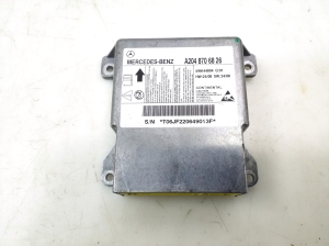 Mercedes Benz C-Class 204 (2007–2014) Turvapadja moodul A2048706826 - 2