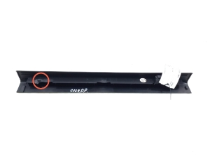 Mercedes Benz C-Class 204 (2007–2014) Inner sill trim A2046860036 - 2