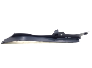 Mercedes Benz C-Class 204 (2007–2014) Inner sill trim A2046903825 - 3