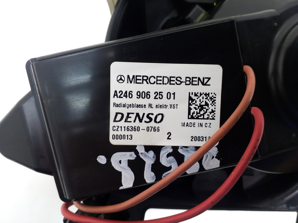 MERCEDES-BENZ CLA-Class C117 (2013-2016) Fűtésventilátor A2469062501 21000520