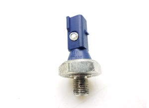 Õlitaseme andur - 04E919081A