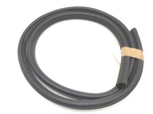 Jaguar XJ (2003–2009) Rear side door seal - 2
