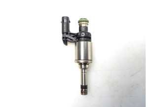 Injecteur de carburant - 04E906036Q