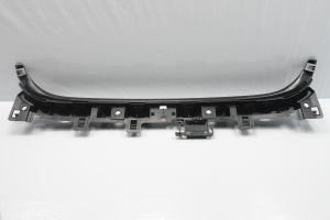 Rear bumper bracket - 7058522