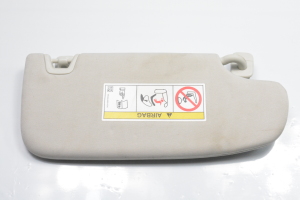 Sun visor