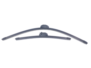 TOYOTA Corola Verso R1 (2004–2009) Scheibenwischerblätter