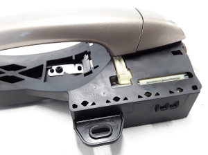 RENAULT Scenic (2016–2026) Rear side door exterior handle and its parts - 3