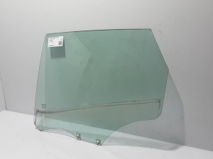  Glass rear side door 