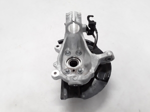 RENAULT Scenic (2016–2026) Radnabe Vorderrad 400105333R - 4