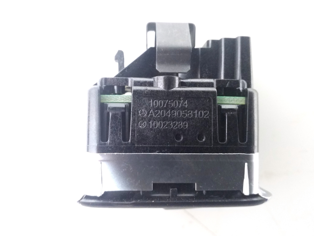 MERCEDES-BENZ B-Class W246 (2011-2020) Rear Right Door Window Control Switch A2049058102 21001510