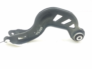 Mercedes Benz CLA-Class W117 (2013–2019) Tagasilla varras A2463501006 - 3