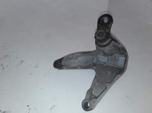 Gearbox mount - 112531966