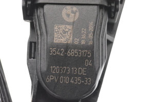 BMW 4 SERIES F82 (2013–2020) Gaasipedaal 6853175 - 3