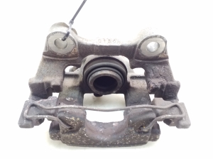 Mercedes Benz C-Class 204 (2007–2014) Tagumine pidurisadul A2044230281 - 4