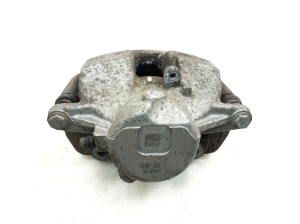 Mercedes Benz C-Class 204 (2007–2014) Eesmine pidurisadul A2044212681 - 4