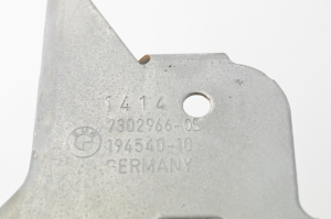 BMW 4 SERIES F82 (2013–2020) Muu kinnitus 7302966 - 2