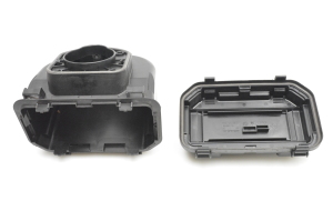 Fuse box housing under the hood - 9224872