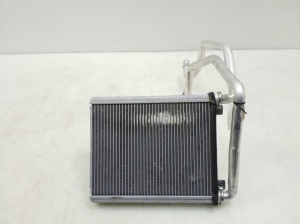   Interior shoulder radiator 