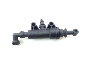 Mercedes Benz B-Class 246 (2011–2017) Clutch master cylinder A2462900312 - 2