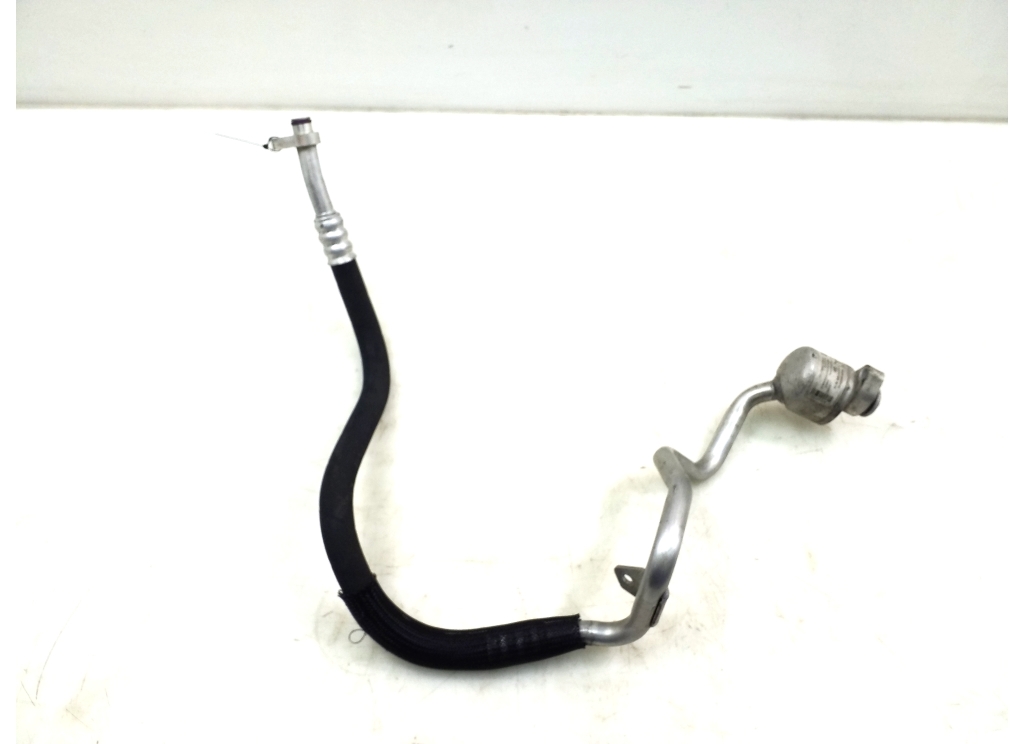 Mercedes Benz E-Class W212 (2009–2015) Kliimaseadme voolik A2128304515 Mercedes Benz E-Class W212 (2009–2015) Kliimaseadme voolik A2128304515