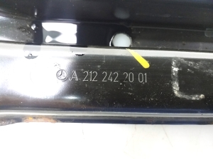 Mercedes Benz E-Class W212 (2009–2015) Käigukasti kinnitus A2122422001 - 2