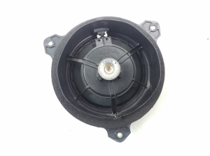 TOYOTA Urban Cruiser (2009–2017) Rear side door speaker 8616052220 - 2