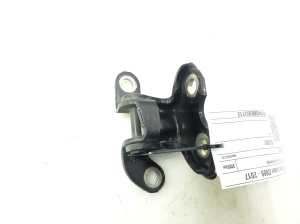  Rear side door upper hinge  - 6876020121 