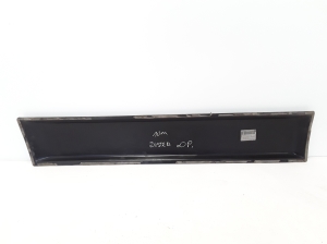 Dacia Duster (2010–2017) Front door molding 808725725R - 2