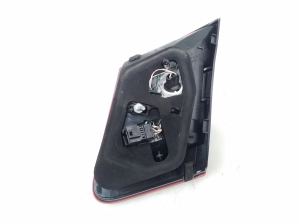  Rear light on cover 