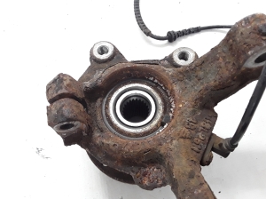 RENAULT Twingo II (2007–2014) Front wheel hub 8200663593 - 4