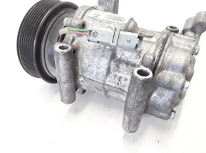 RENAULT Clio III (2005–2012) A/C compressor 8200357173 - 2