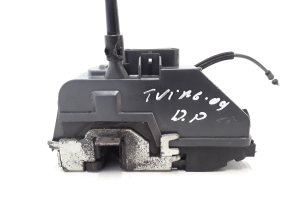 RENAULT Twingo II (2007–2014) Front door lock 8200384971 - 2