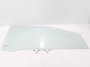   Vitre de porte avant  - 8200385967 
