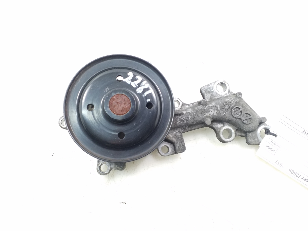 TOYOTA Urban Cruiser 1 generation (2008-2020) Vannpumpe 1610080004, 1610080010 21002518