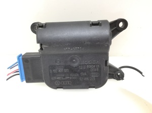Stellmotor Heizungsklappe - 7L0907511