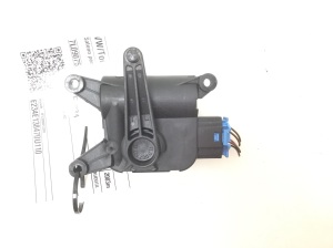 Volkswagen Touareg I (2002–2010) Stellmotor Heizungsklappe 7L0907511D - 2