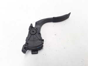 RENAULT Twingo II (2007–2014) Accelerator pedal 8200426246 - 4