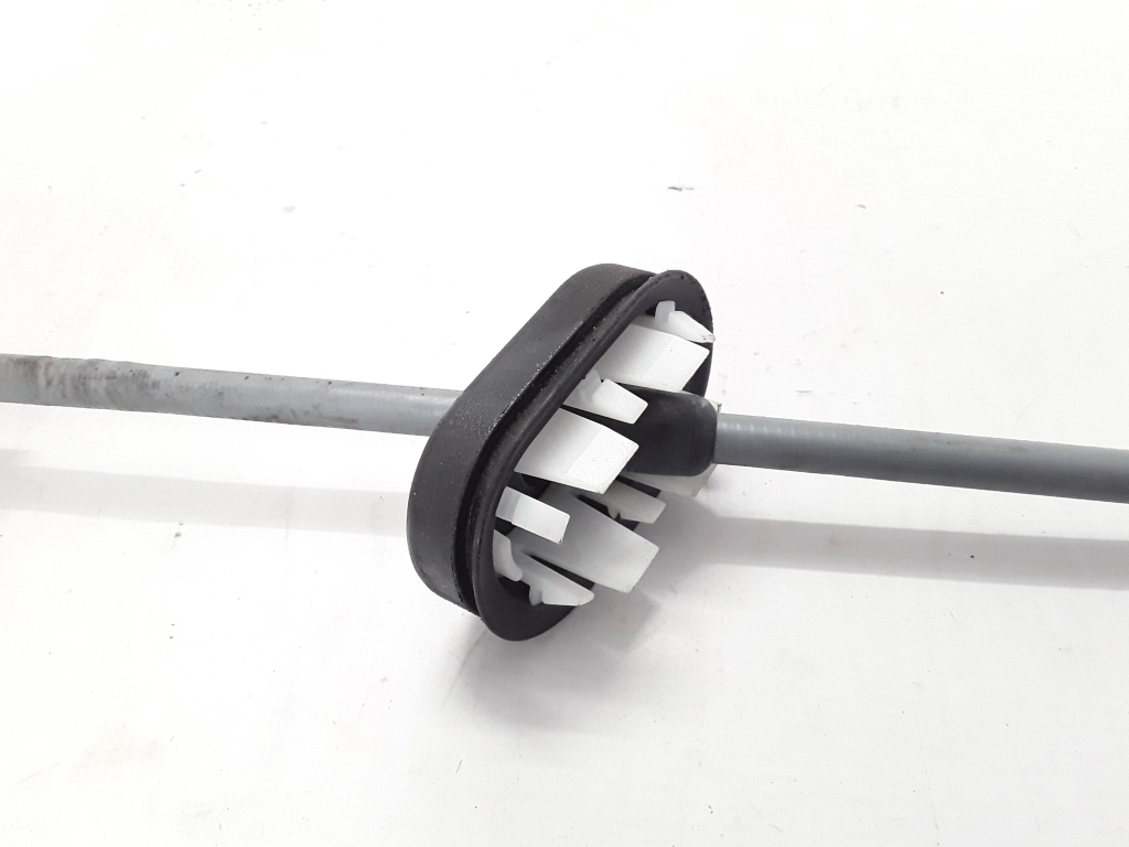 Used RENAULT Twingo Clutch cable 8200426368