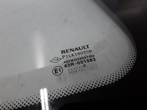 RENAULT Twingo II (2007–2014) Seitenscheibe hinten (Karosserie) 8200648279 - 3