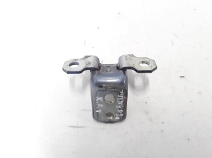 RENAULT Twingo II (2007–2014) Front door top hinge 8200806908 - 2