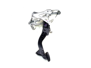 TOYOTA Urban Cruiser (2009–2017) Siduripedaal 3131152040 - 2