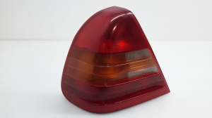 Mercedes Benz C-Class 202 (1993–2001) Eckleuchte hinten A2028200164