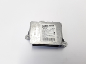 Airbagsteuergerät - 8200337245
