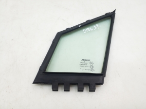 TOYOTA Corola Verso R1 (2004–2009) Front body quarter glass 681250F010 - 2