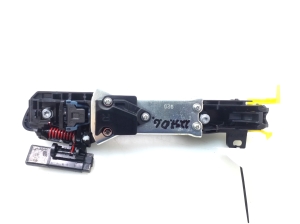 LEXUS GS (2011–2017) Rear side door exterior handle and its parts - 2