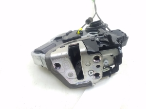 LEXUS GS (2011–2017) Rear side door lock - 2
