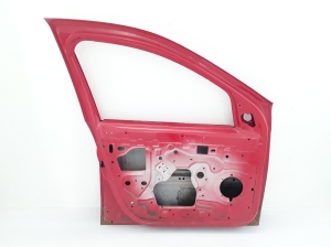 Dacia Duster Sandero (2008–2012) Front door 801015127R - 2