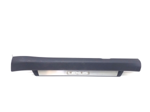 LEXUS GS (2011–2017) Inner sill trim 6792030071 - 2