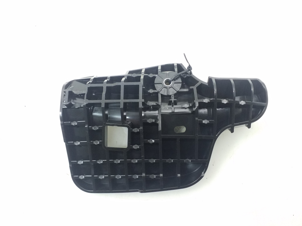 Другая деталь